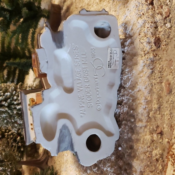 DEPARTMENT 56 - Alpine Village - Stoder Grist Mill - In Original Box - Picture 9 of 11